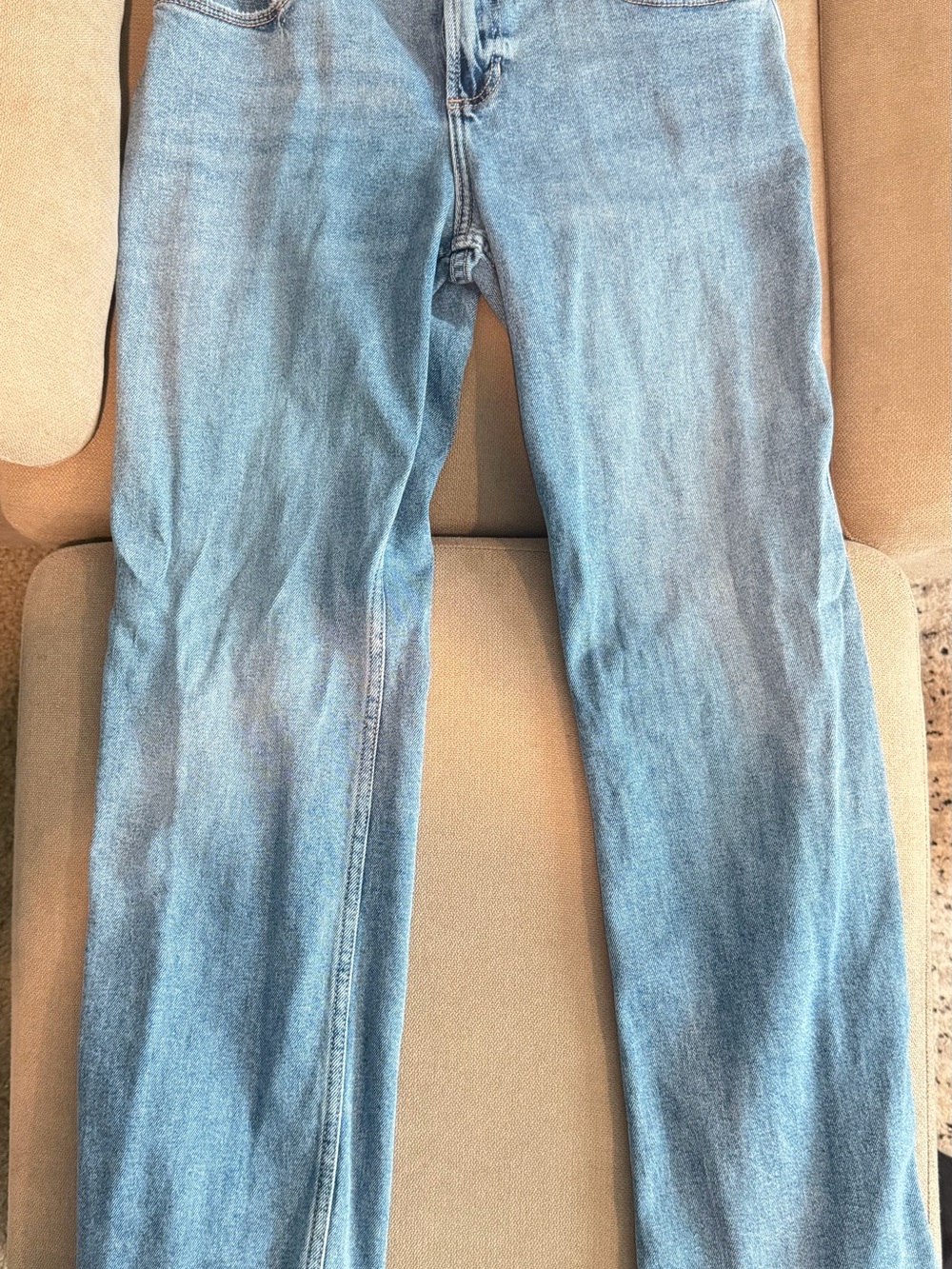 Hollister Light Blue Low-Rise Relaxed Straight Jeans